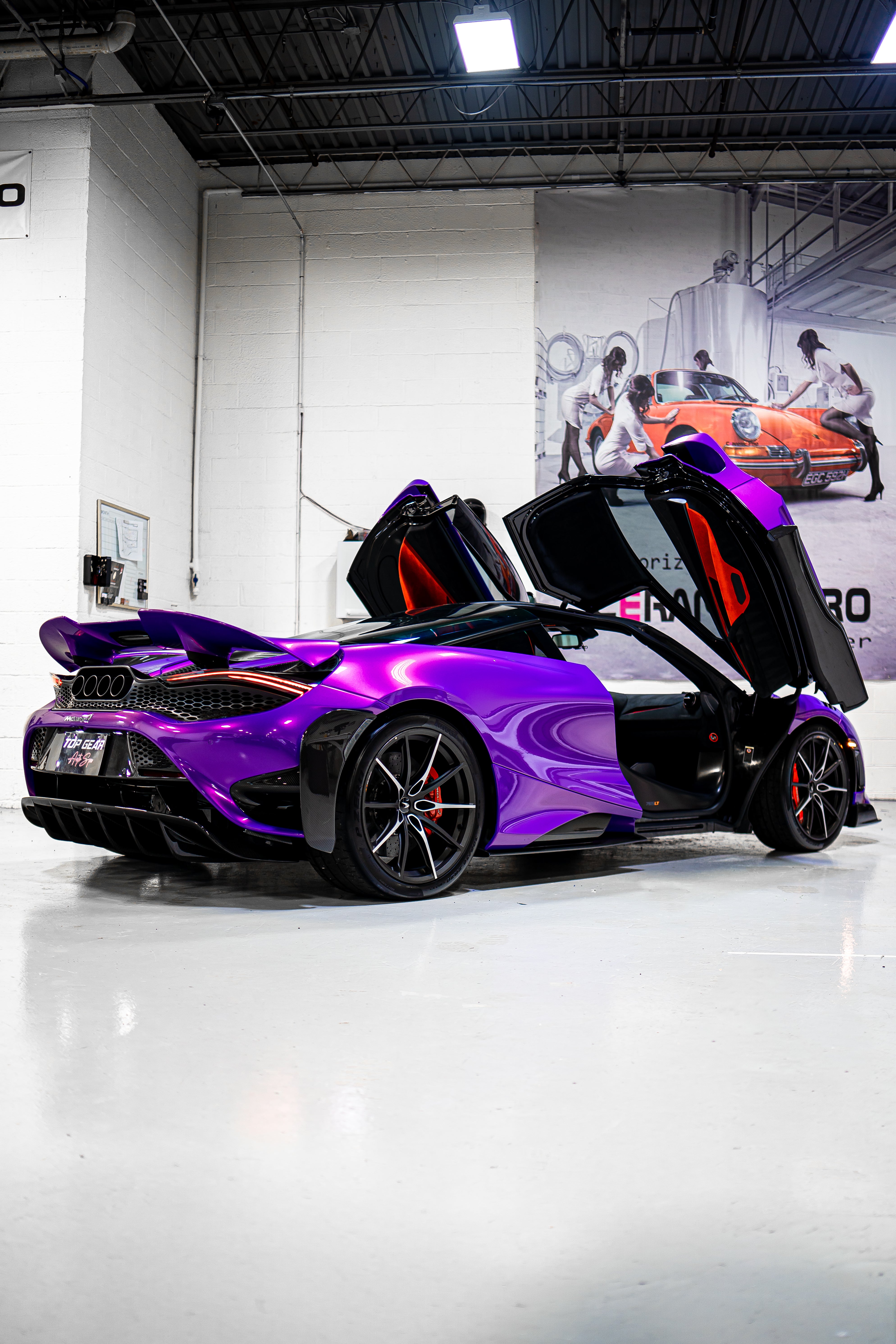 McLaren 765LT in Brilliant PPF Gloss Metallic Violis Parsifae – Flect®
